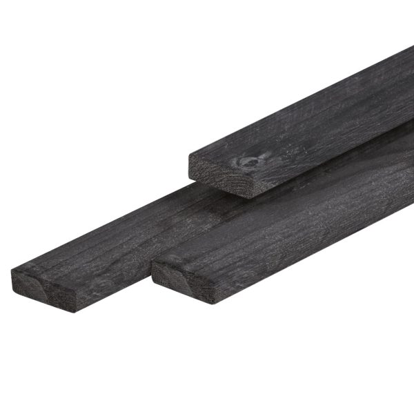 Douglas regel 2,1 x 4,5 x 300 cm, vers, zwart geïmpregneerd, fijnbezaagd, scherpkantig